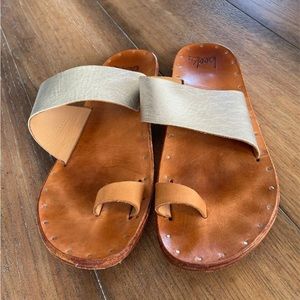 Beek Finch Sandal🌾